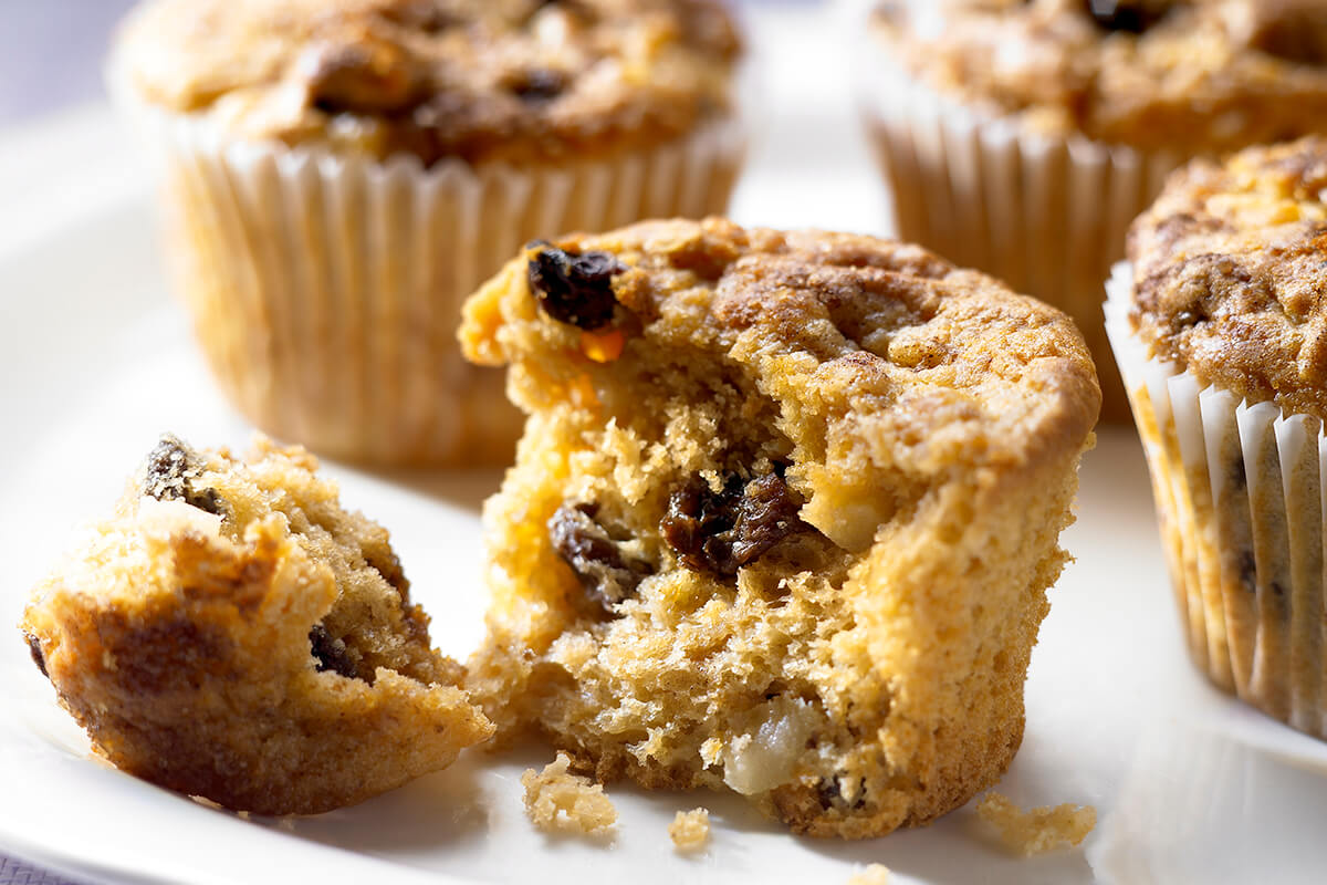 Apple and Raisin Muffins Onken Onken